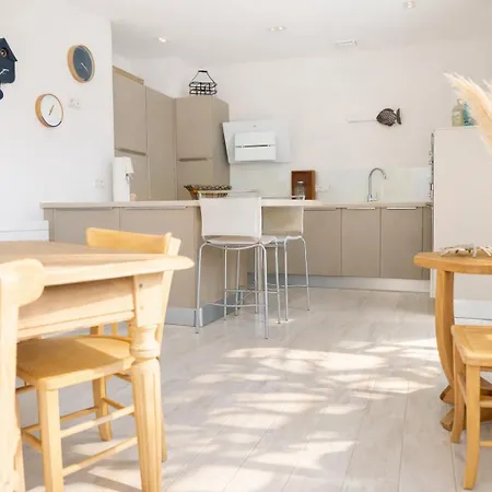 Maison Renovee, Proche Mer, - 4 Pers *