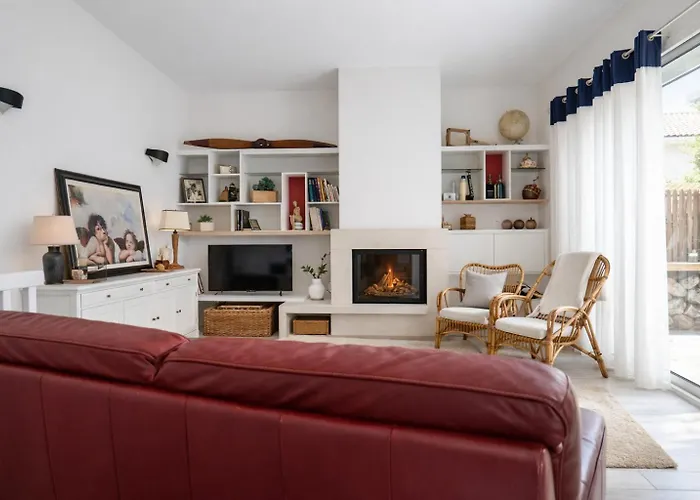 Prázdninový dům Maison Renovee, Proche Mer, - 4 Pers *